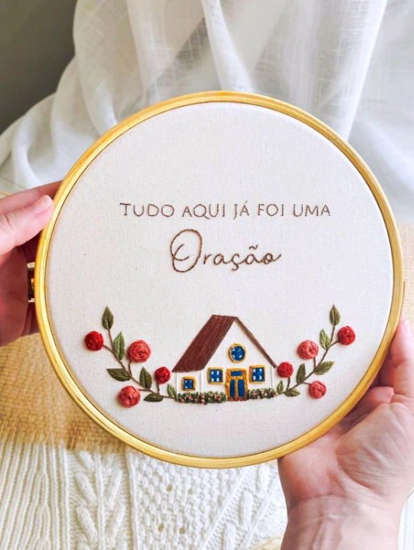 Mensagens Bordadas: Frases de Amor, Aconchego e Boas Vibrações