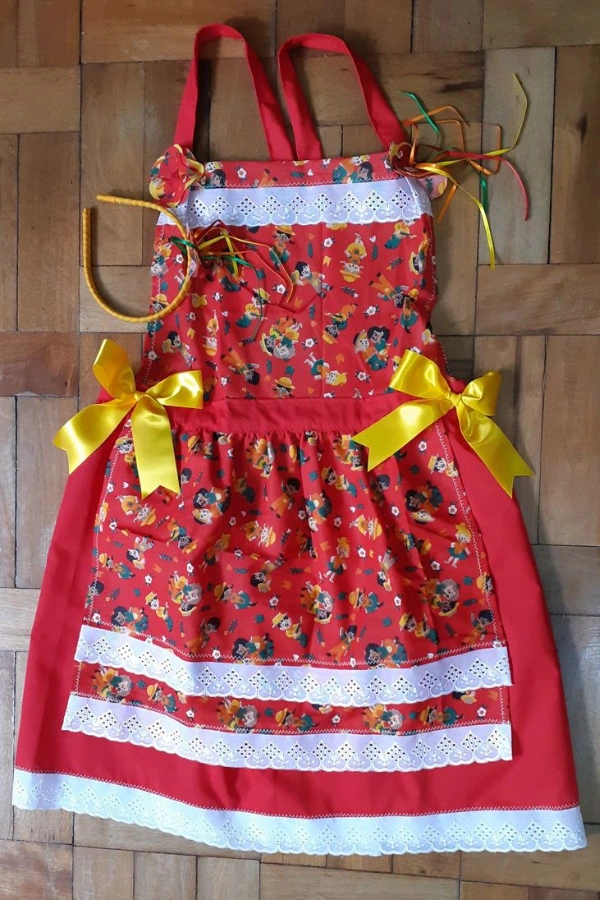 Inspirações de Avental e Jardineira para Festa Junina — Dicas de Trajes Caipiras
