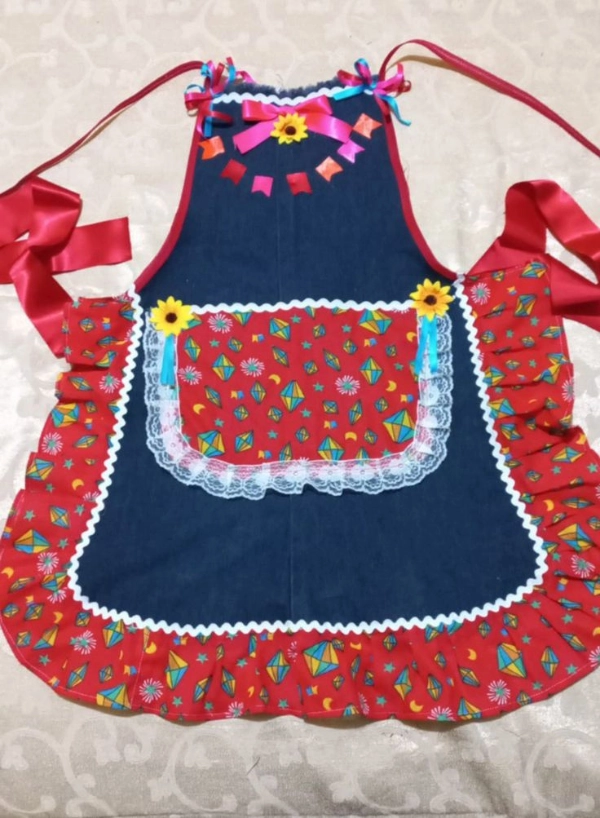 Inspirações de Avental e Jardineira para Festa Junina — Dicas de Trajes Caipiras
