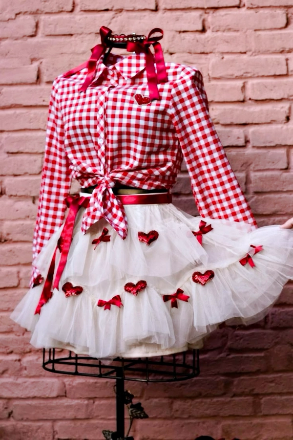 Inspirações de looks caipiras para brilhar na festa junina!