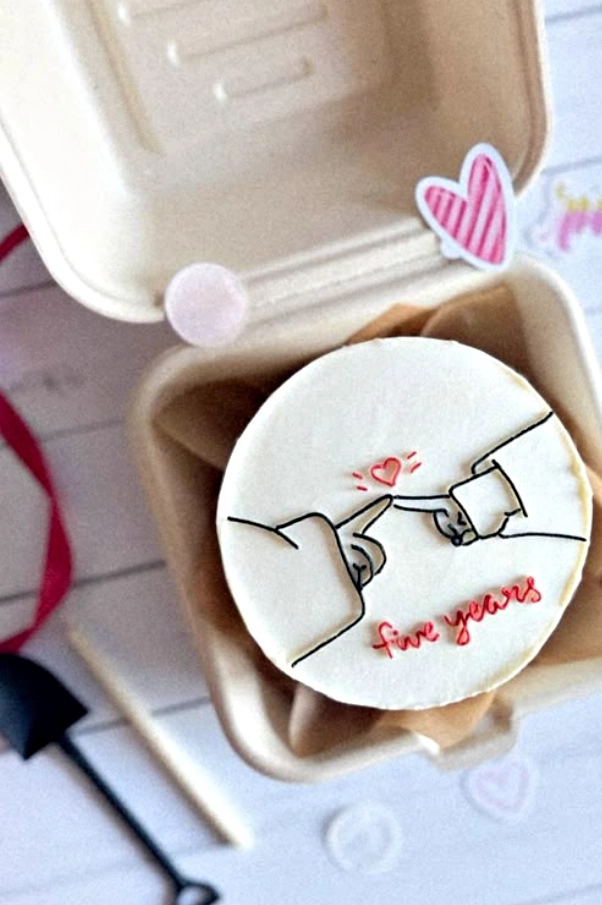 21 Bolos Decorados para Comemorar a União do Casal: Ideias Cheias de Amor