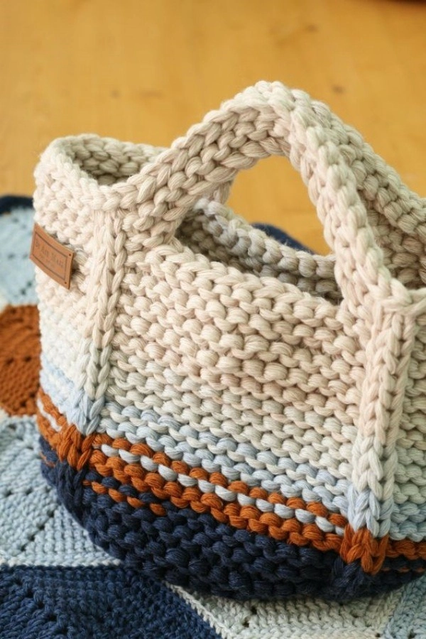 Modelos de Bolsas de Tricô: 15 Ideias Criativas para Fazer e se Inspirar Agora!