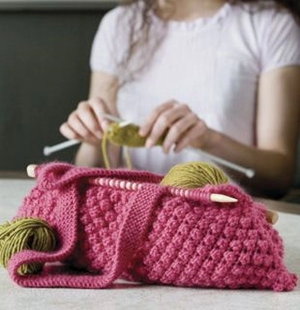 Modelos de Bolsas de Tricô: 15 Ideias Criativas para Fazer e se Inspirar Agora!