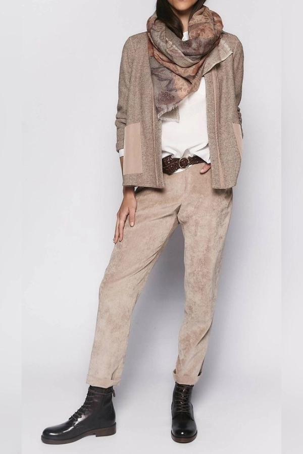 Coturnos e Botas de Inverno: Como Usar o Modelo Perfeito para Seu Estilo
