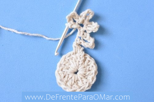 Toalhinha Flor com 3 Pétalas e Gráfico para Imprimir