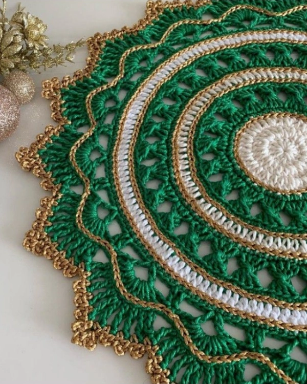 21 Ideias de Toalhinhas e Sousplat de Crochê para o Natal e Ano Novo
