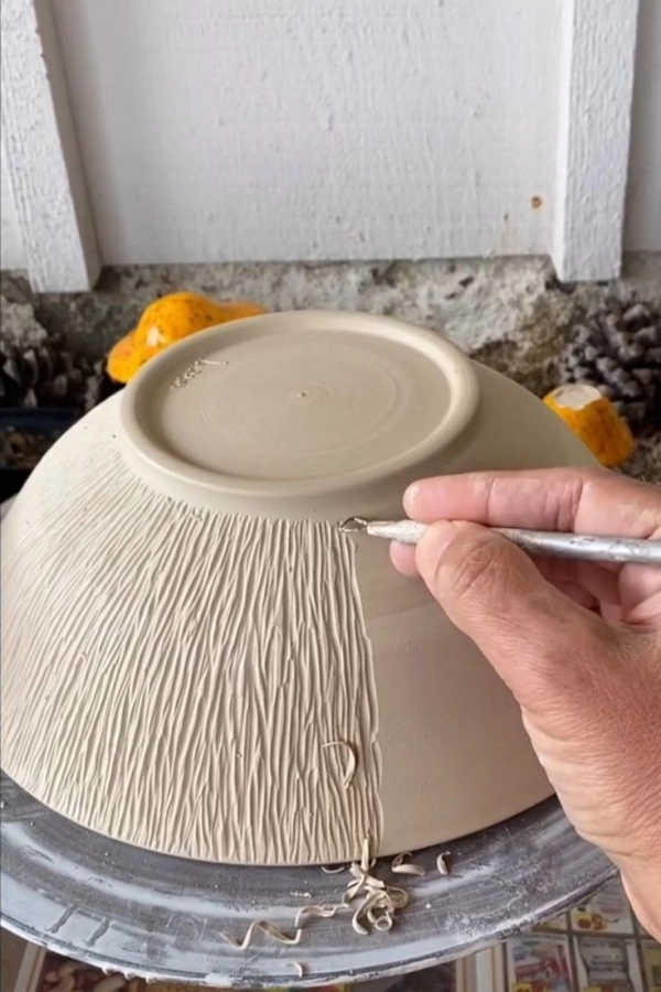 Técnicas Criativas de Desenho na Cerâmica — 23 Ideias para Deixar Suas Peças Apaixonantes!