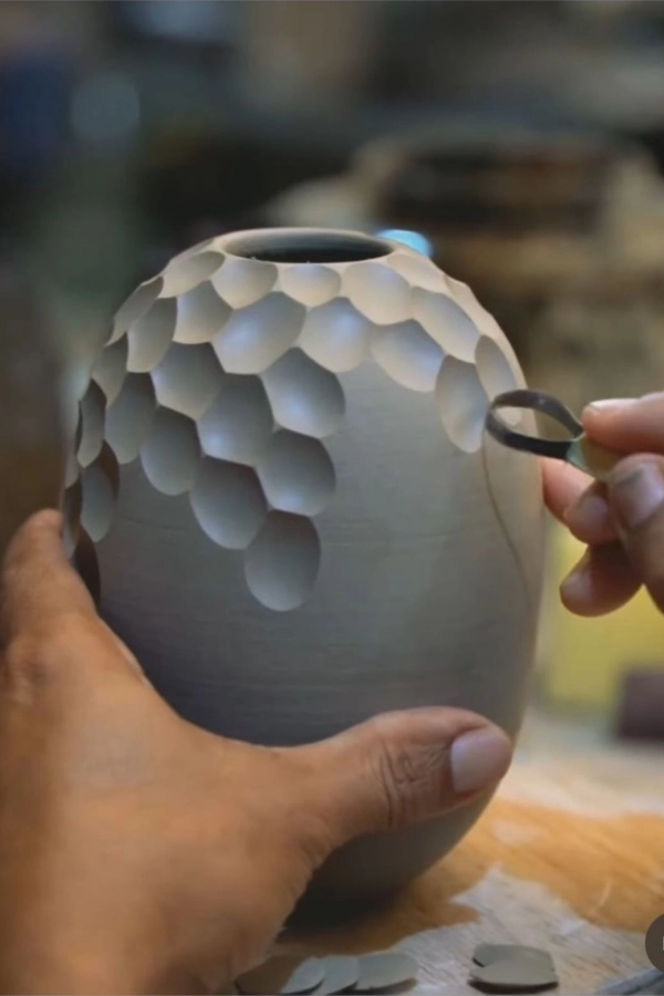 Técnicas Criativas de Desenho na Cerâmica — 23 Ideias para Deixar Suas Peças Apaixonantes!