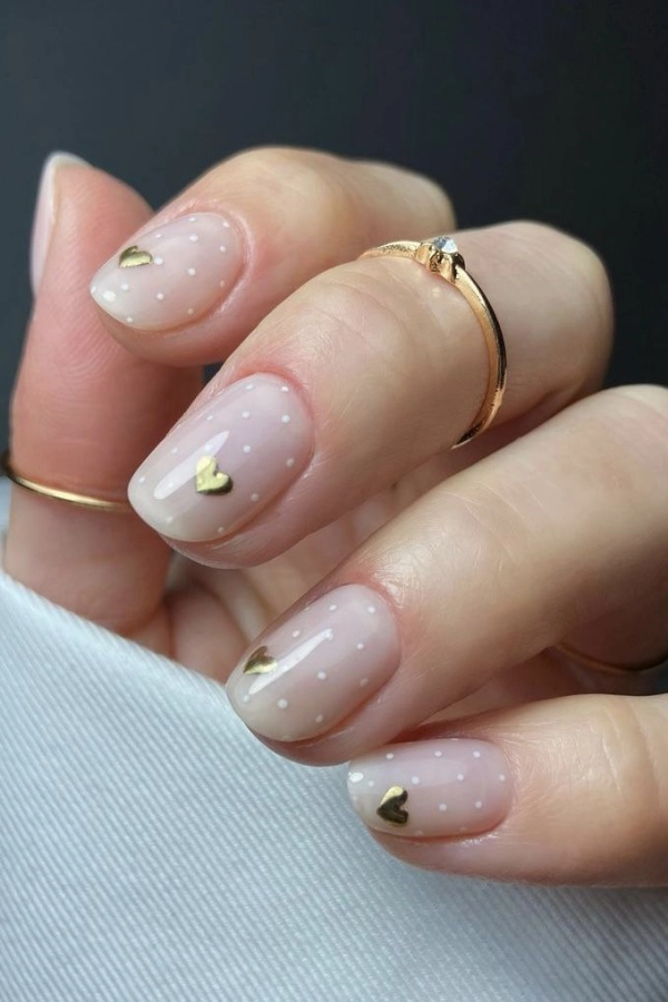 27 Unhas Românticas para Namorar: Esmaltes e Designs Lindos para Dias Especiais
