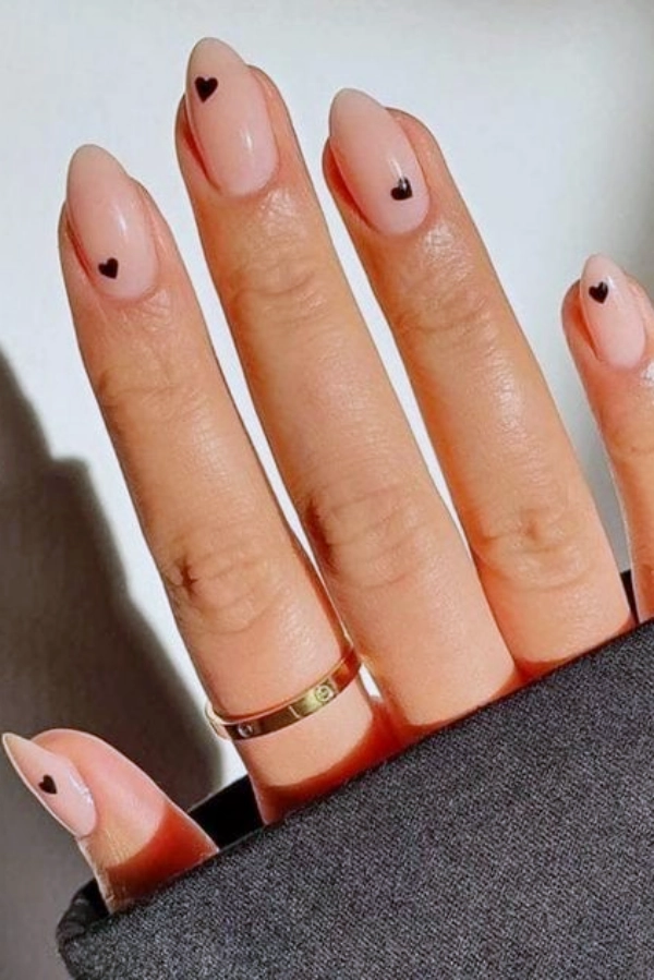 27 Unhas Românticas para Namorar: Esmaltes e Designs Lindos para Dias Especiais