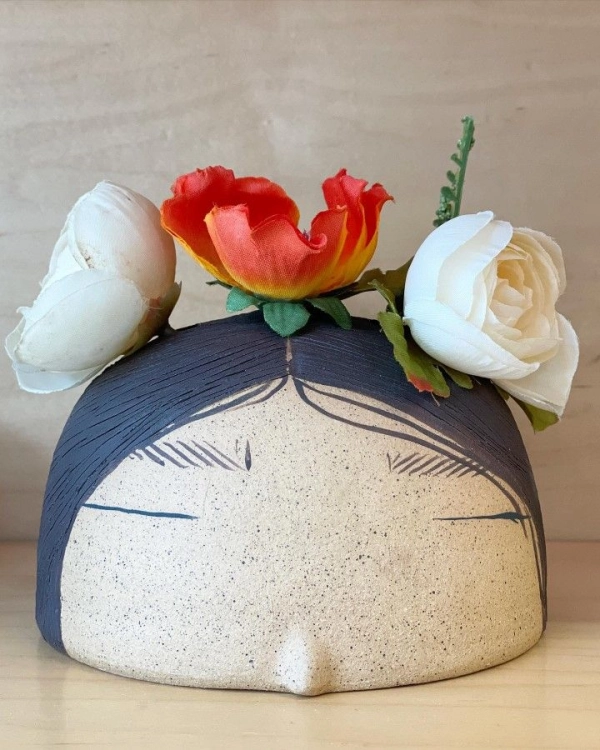 Rostos de Cerâmica Decorativos: 26 Ideias Criativas para Decorar e se Inspirar