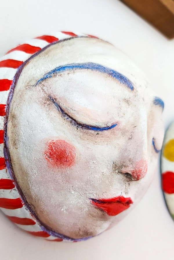 Rostos de Cerâmica Decorativos: 26 Ideias Criativas para Decorar e se Inspirar