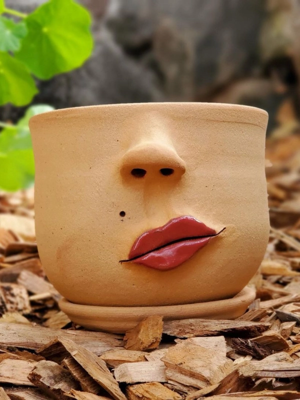 Rostos de Cerâmica Decorativos: 26 Ideias Criativas para Decorar e se Inspirar