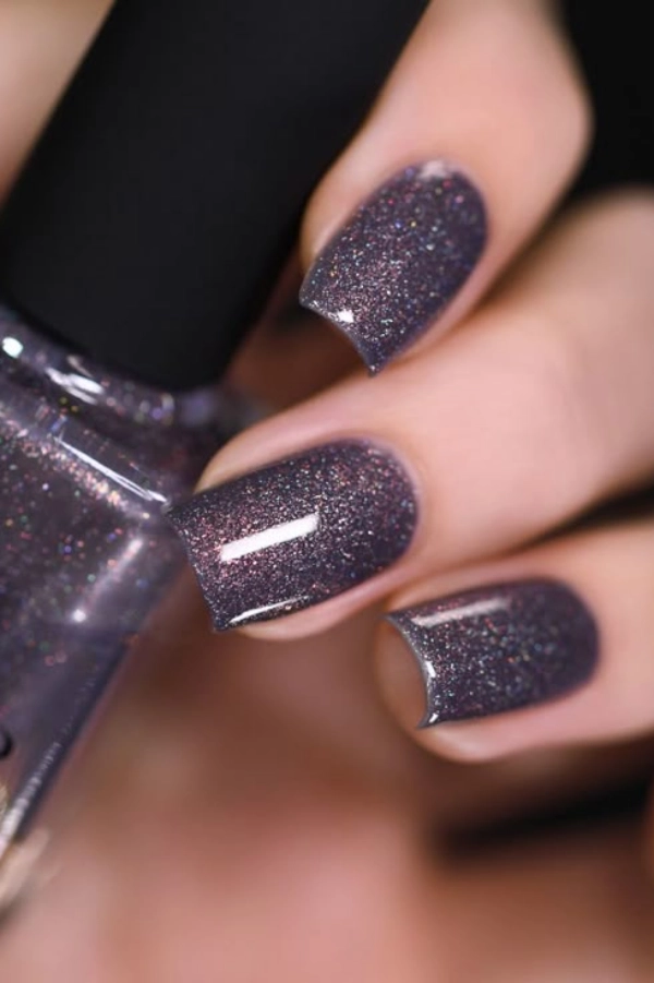 Cores das Unhas para o Ano Novo: Vibrações e Significados para Atrair Boas Energias