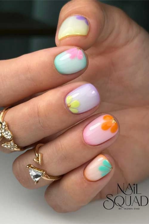 Mãos Bonitas no Verão: Cores e Designs de Unhas que São Tendência