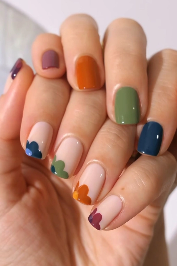 Mãos Bonitas no Verão: Cores e Designs de Unhas que São Tendência