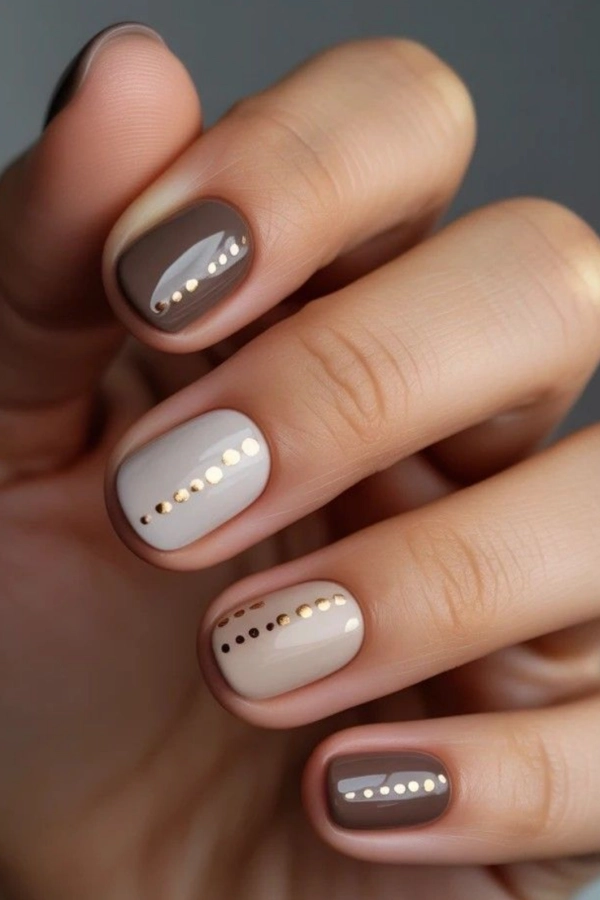 Cores de Unhas para o Ano Novo: Azul, Verde e Marrom para Atrair Harmonia e Prosperidade