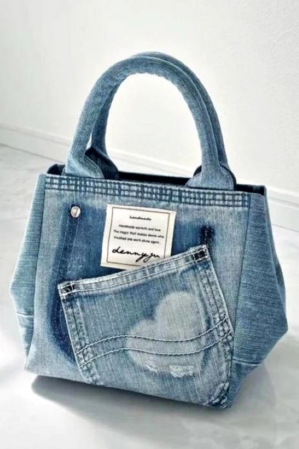 Transforme Jeans Velho em Bolsas Modernas e Sustentáveis: Ideias Úteis e Criativas