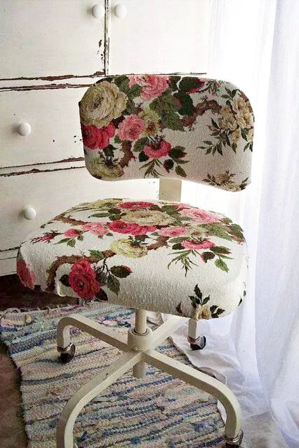 Capas de Cadeiras Criativas ou Tradicionais: Ideias Charmosas para Renovar o Espaço