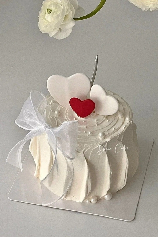 Bento Cake Personalizado: Mini Bolos Criativos e Românticos para Celebrar o Amor