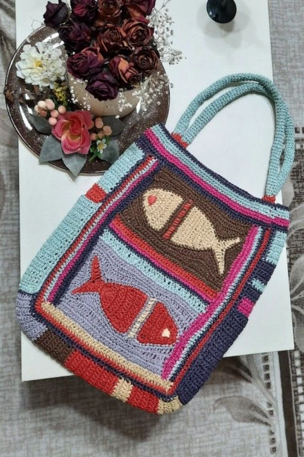 Bolsa de Crochê Artesanal: Modelos Modernos, Coloridos e Cheios de Estilo