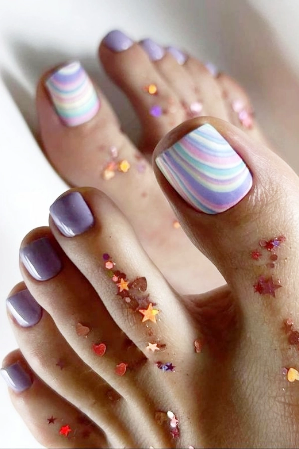 Pés Lindos no Carnaval: Unhas com Cor e Muito Brilho