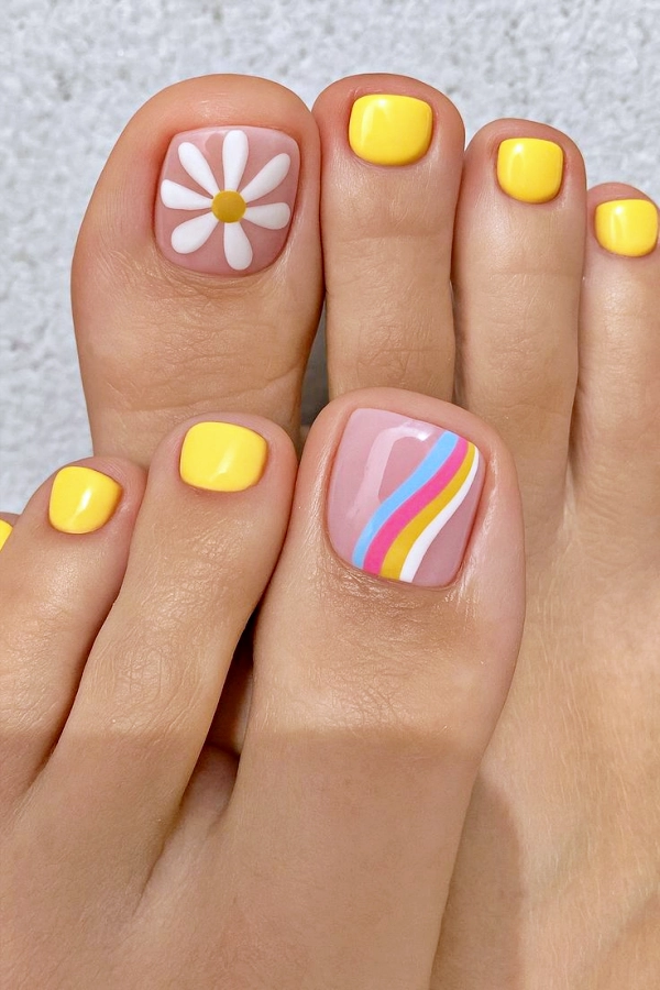 Pés Lindos no Carnaval: Unhas com Cor e Muito Brilho