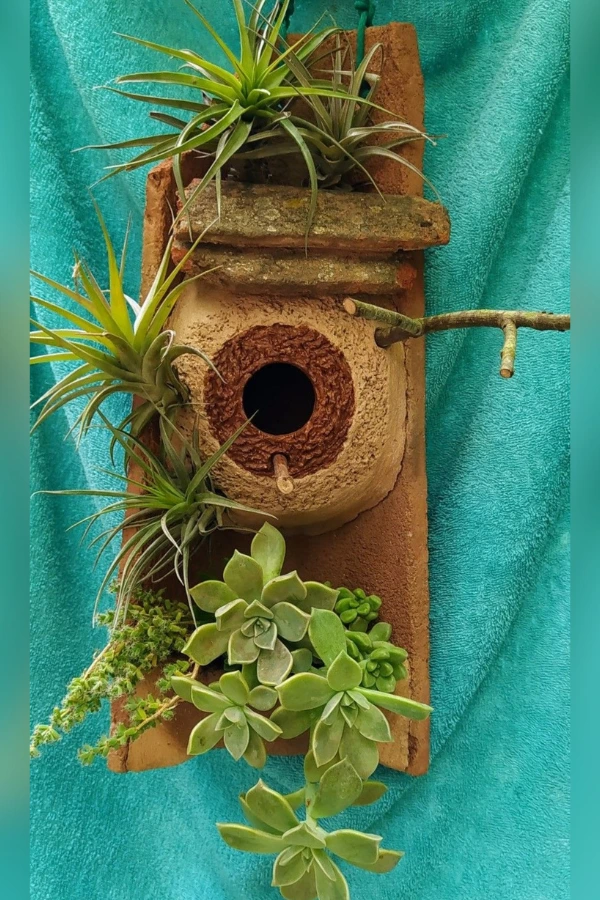 26 Ideias Criativas com Telhas: Artesanato Rústico para Decorar Casa e Jardim