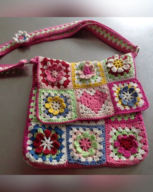 Bolsa de Crochê Patchwork: 22 Modelos Diferentes para Criar a Sua!