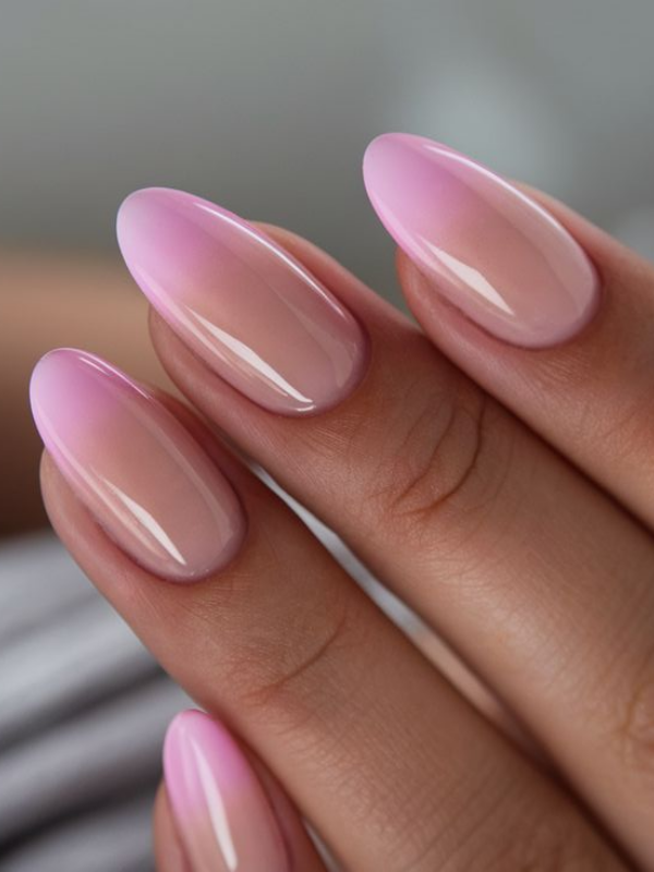 Mãos Bonitas: 33 Cores de Esmalte Claras que Deixam as Unhas Elegantes no Verão
