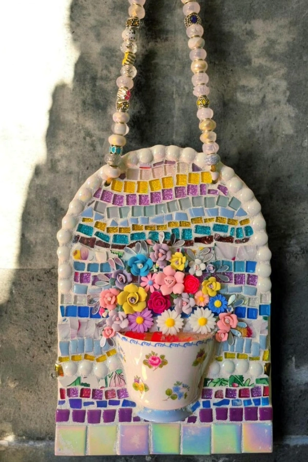 Mosaico Picassiette: Transforme Porcelanas Quebradas em Peças Lindas de Decoração