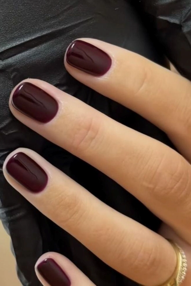 As Cores de Unhas Mais Elegantes para o Outono (Você Vai Querer Testar!)