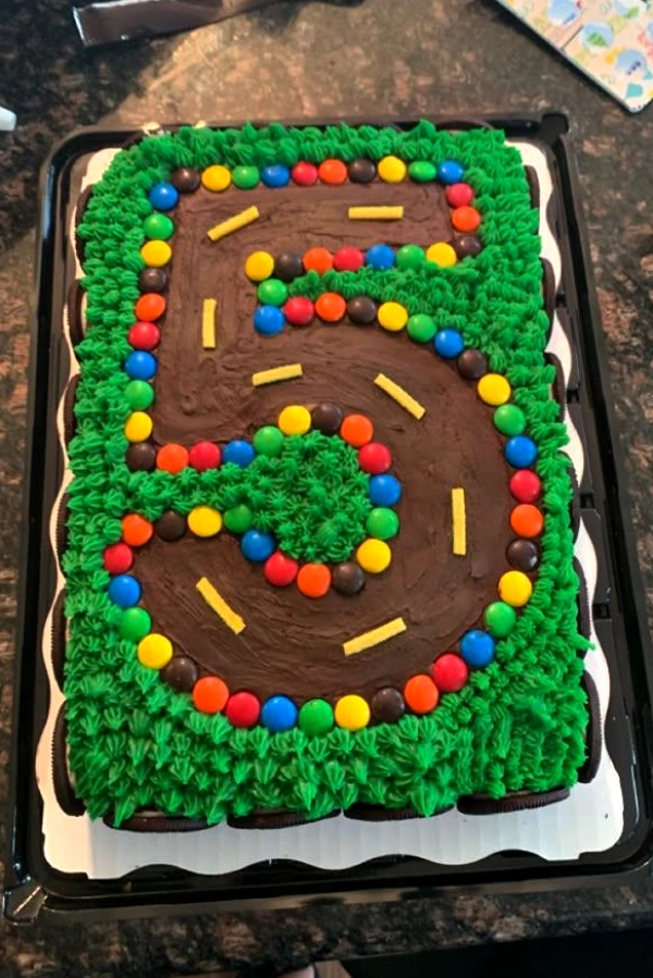 🎂 Bolos com Confetes de Chocolate: 20 Ideias Incríveis e Fáceis de Fazer