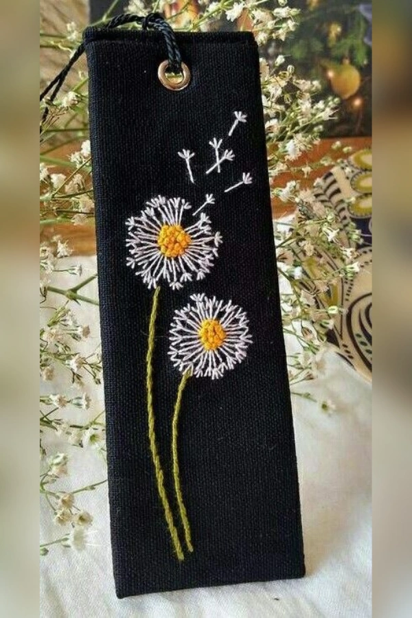 Marcadores de Livros Bordados Criativos: Ideias Delicadas para Presentear ou Vender