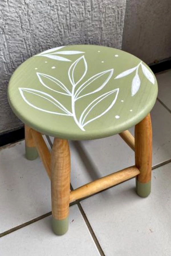 Transforme Banquinhos Simples em Peças Decorativas Lindas e Úteis