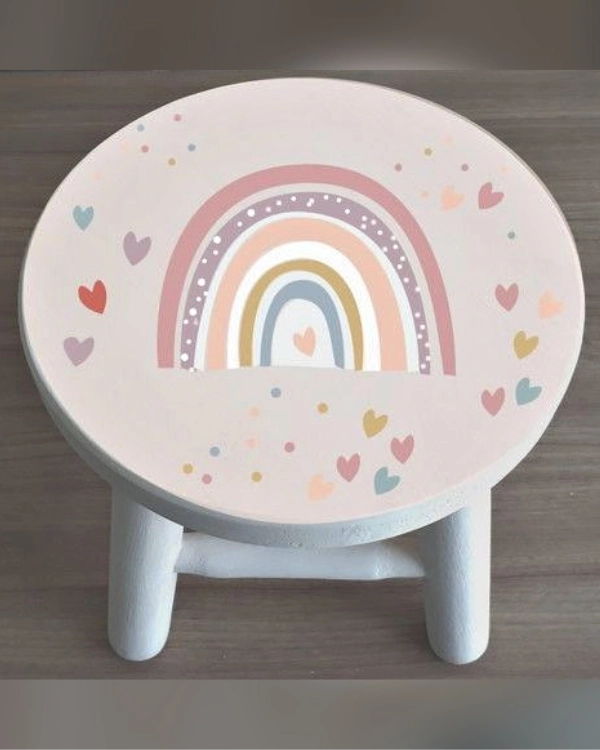 Transforme Banquinhos Simples em Peças Decorativas Lindas e Úteis