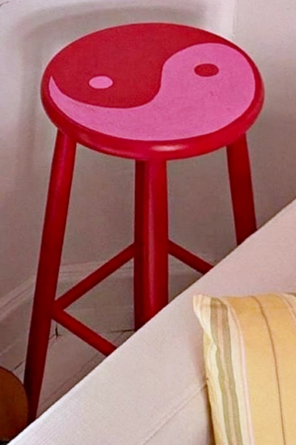 Transforme Banquinhos Simples em Peças Decorativas Lindas e Úteis