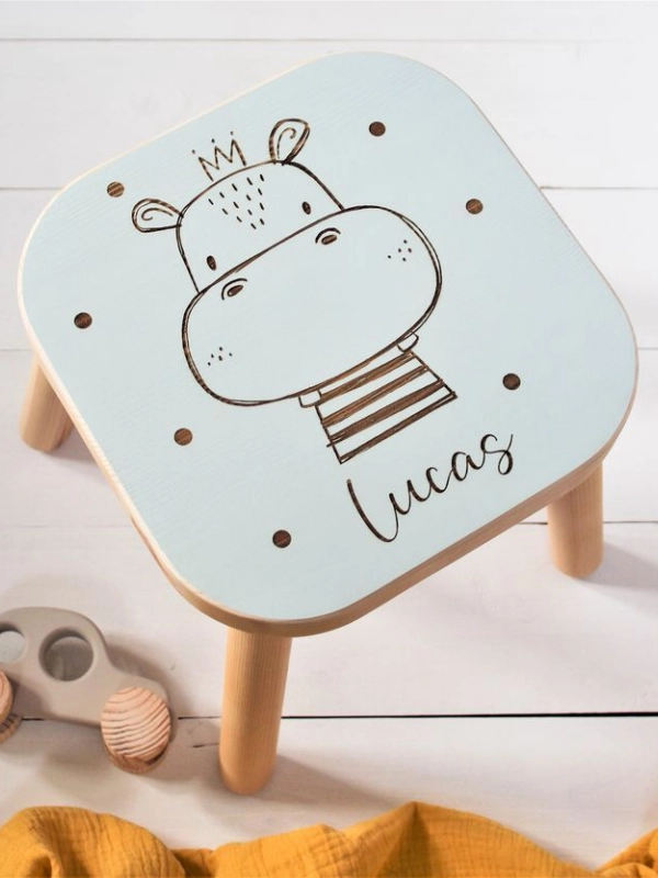 Transforme Banquinhos Simples em Peças Decorativas Lindas e Úteis