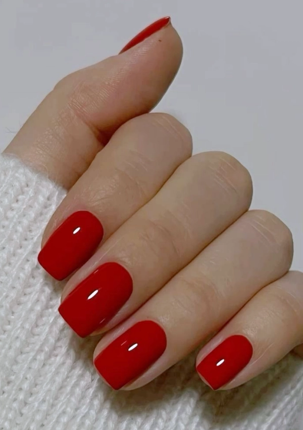 Unhas Perfeitas para o Final de Semana: Tons Modernos e Elegantes para Mãos Bonitas