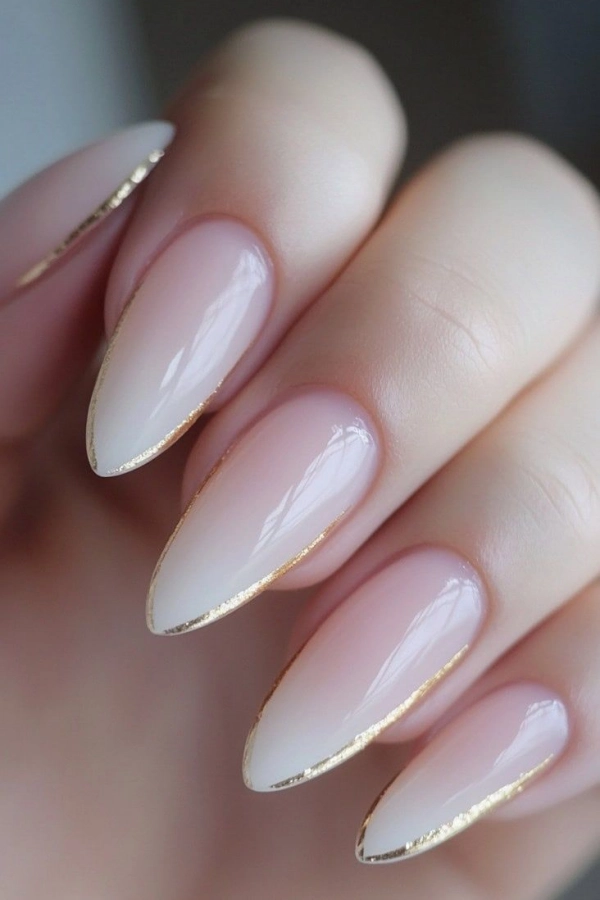 💅Mãos Bonitas e Elegantes: 19 Dicas de Unhas com Brilho para um Look Chic
