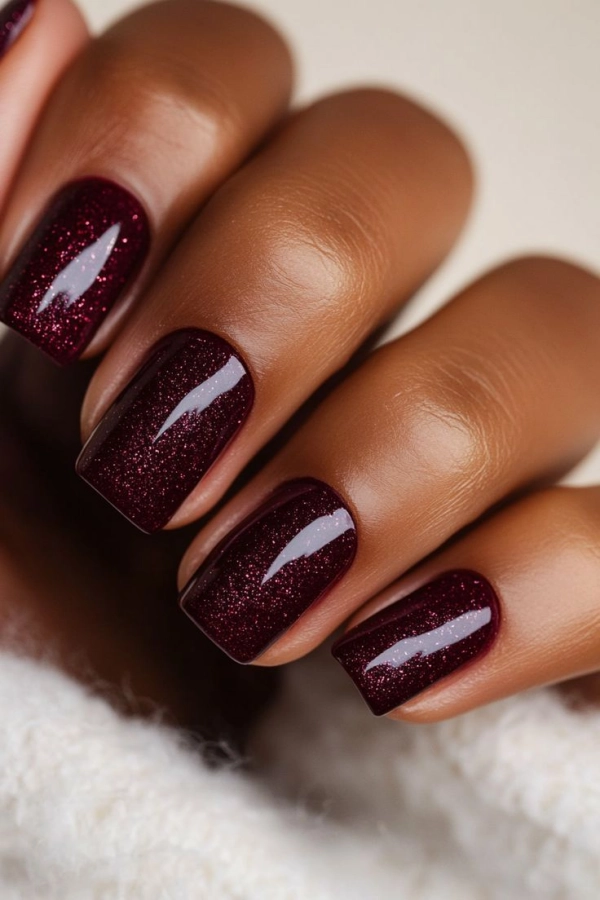 💅18 cores de esmaltes tendência para este outono, mãos bonitas!