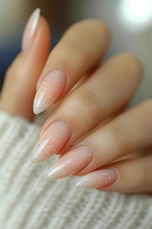 💅Mãos Bonitas no Inverno: 19 Cores de Esmalte Elegantes que Completam Qualquer Look