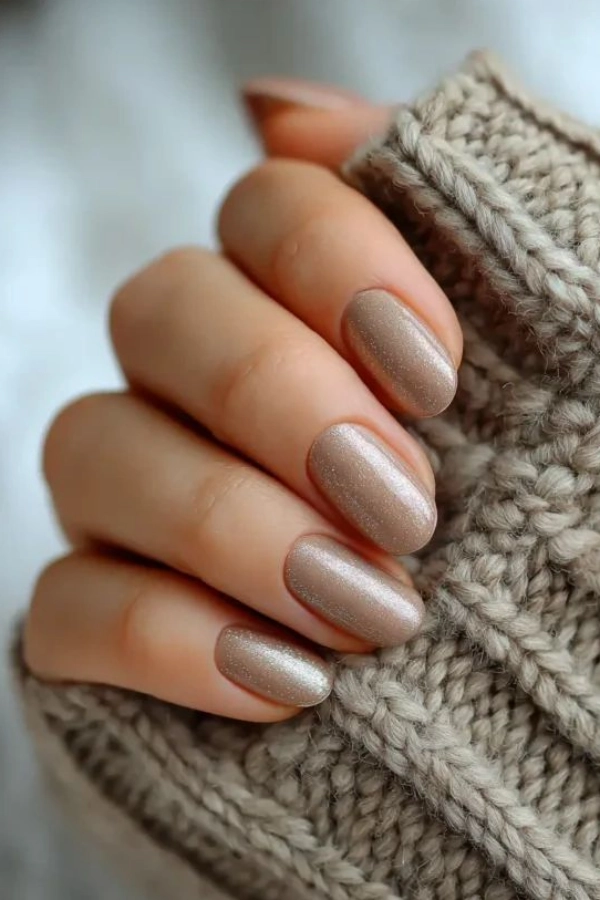 💅24 Cores de Unhas para o Inverno: Tons Elegantes para Deixar as Mãos Mais Bonitas
