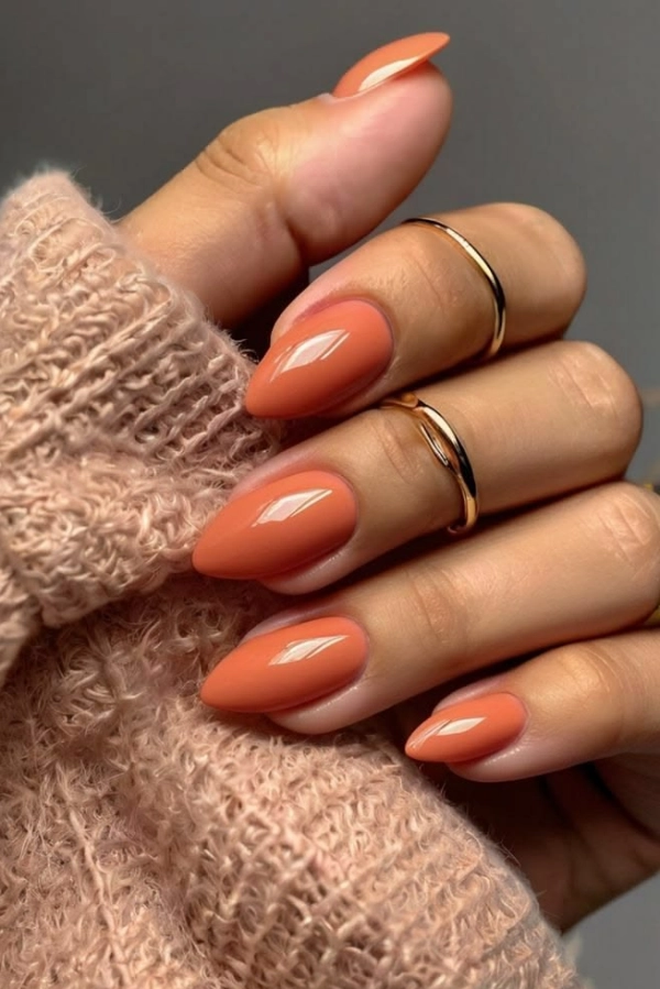 💅24 Cores de Unhas para o Inverno: Tons Elegantes para Deixar as Mãos Mais Bonitas
