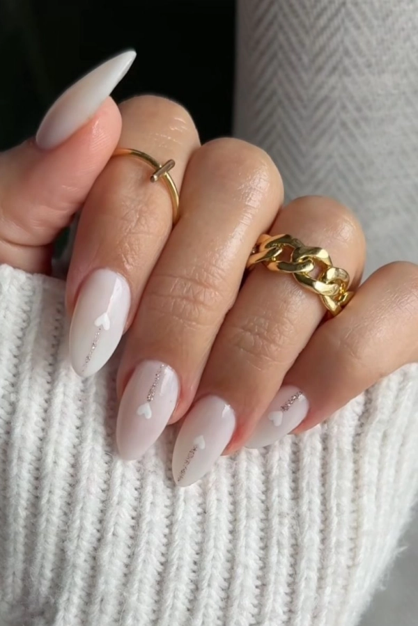 💅💕Mãos Bonitas e Românticas: Cores e Corações nas Unhas para Arrasar no Dia dos Namorados