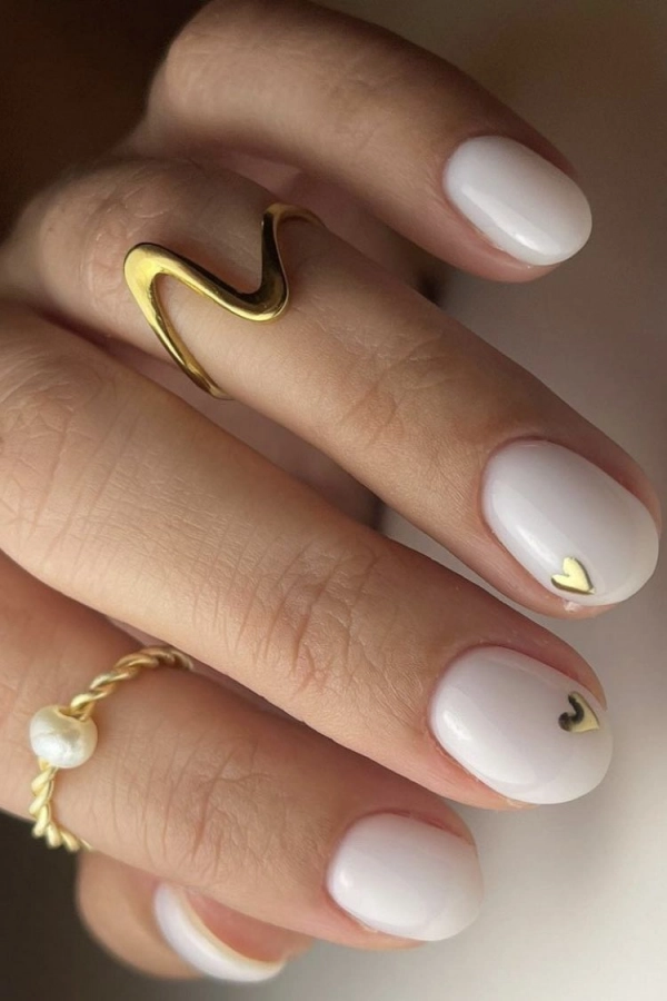 💅💕Mãos Bonitas e Românticas: Cores e Corações nas Unhas para Arrasar no Dia dos Namorados