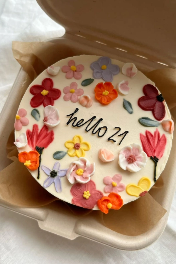 🎂Bolos de Aniversário Decorados: 22 Modelos Lindos, Criativos e com Bolos de Número