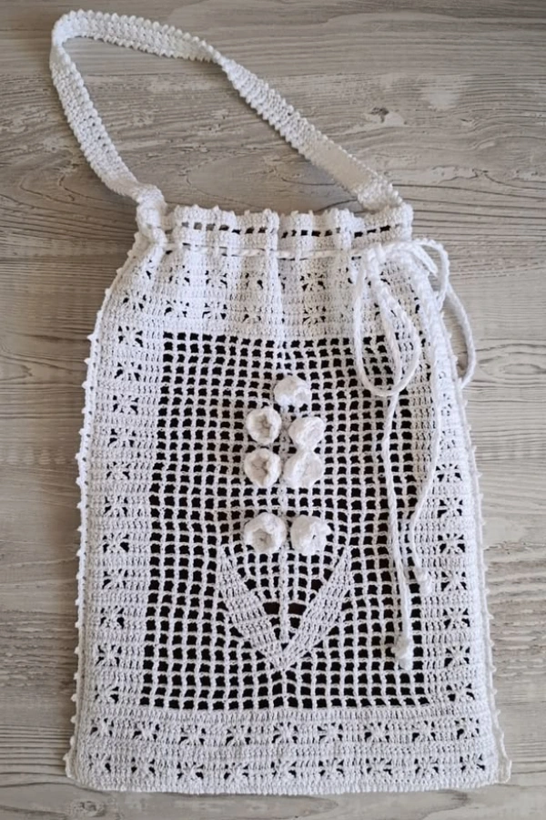 👜Bolsas Brancas de Crochê: 18 Modelos Elegantes que Destacam a Beleza dos Pontos
