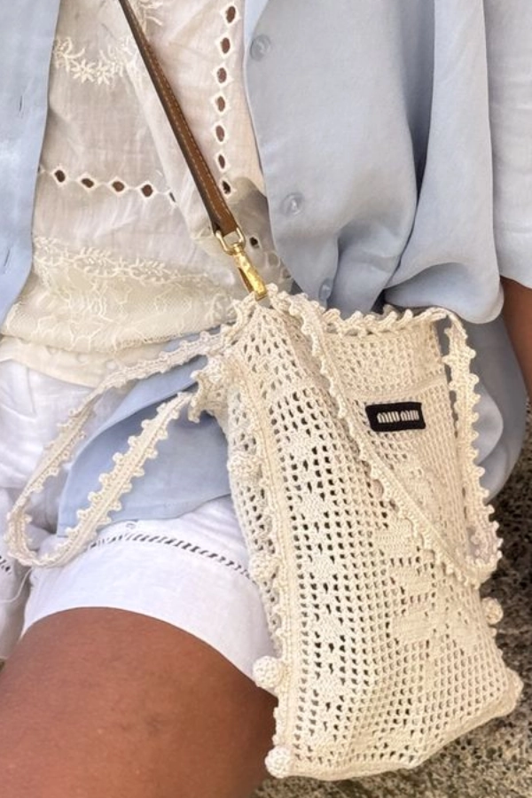 👜Bolsas Brancas de Crochê: 18 Modelos Elegantes que Destacam a Beleza dos Pontos