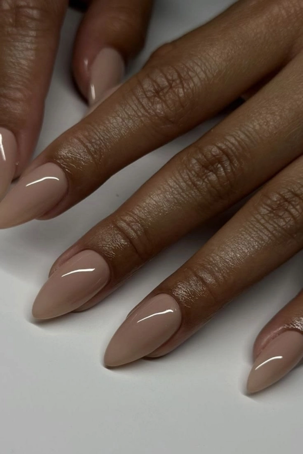 💅Mãos Bonitas: 22 Unhas Nude Elegantes que Valorizam Peles Claras e Morenas